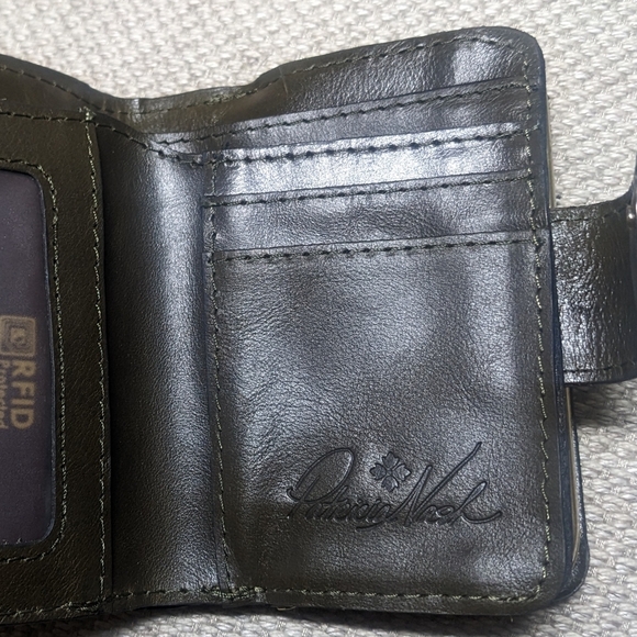 Patricia Nash Iberia Wallet In Vintage Distressed Soft Olive Colored Leather​ - Picture 5 of 12